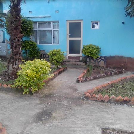 Fish Eagle Backpackers Hostel Lusaka Buitenkant foto