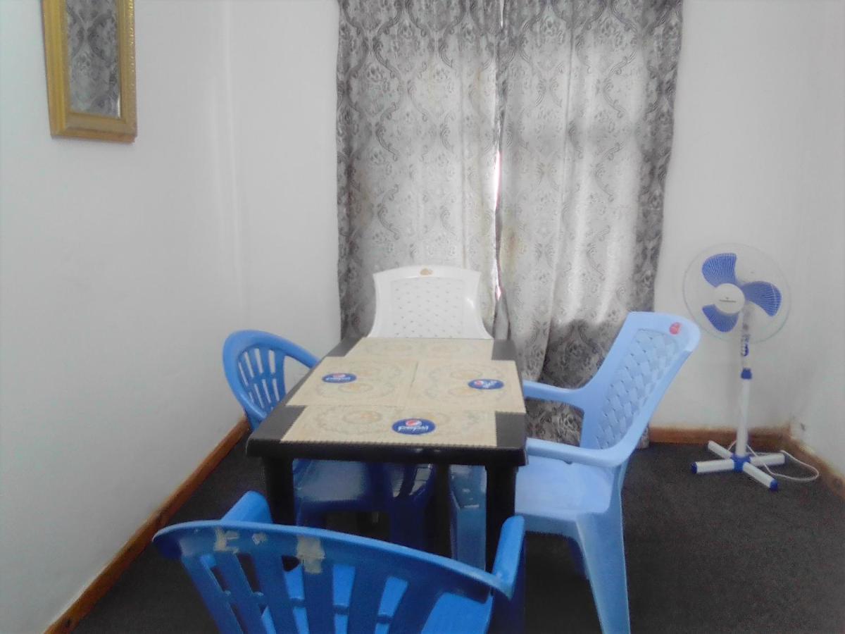 Fish Eagle Backpackers Hostel Lusaka Buitenkant foto