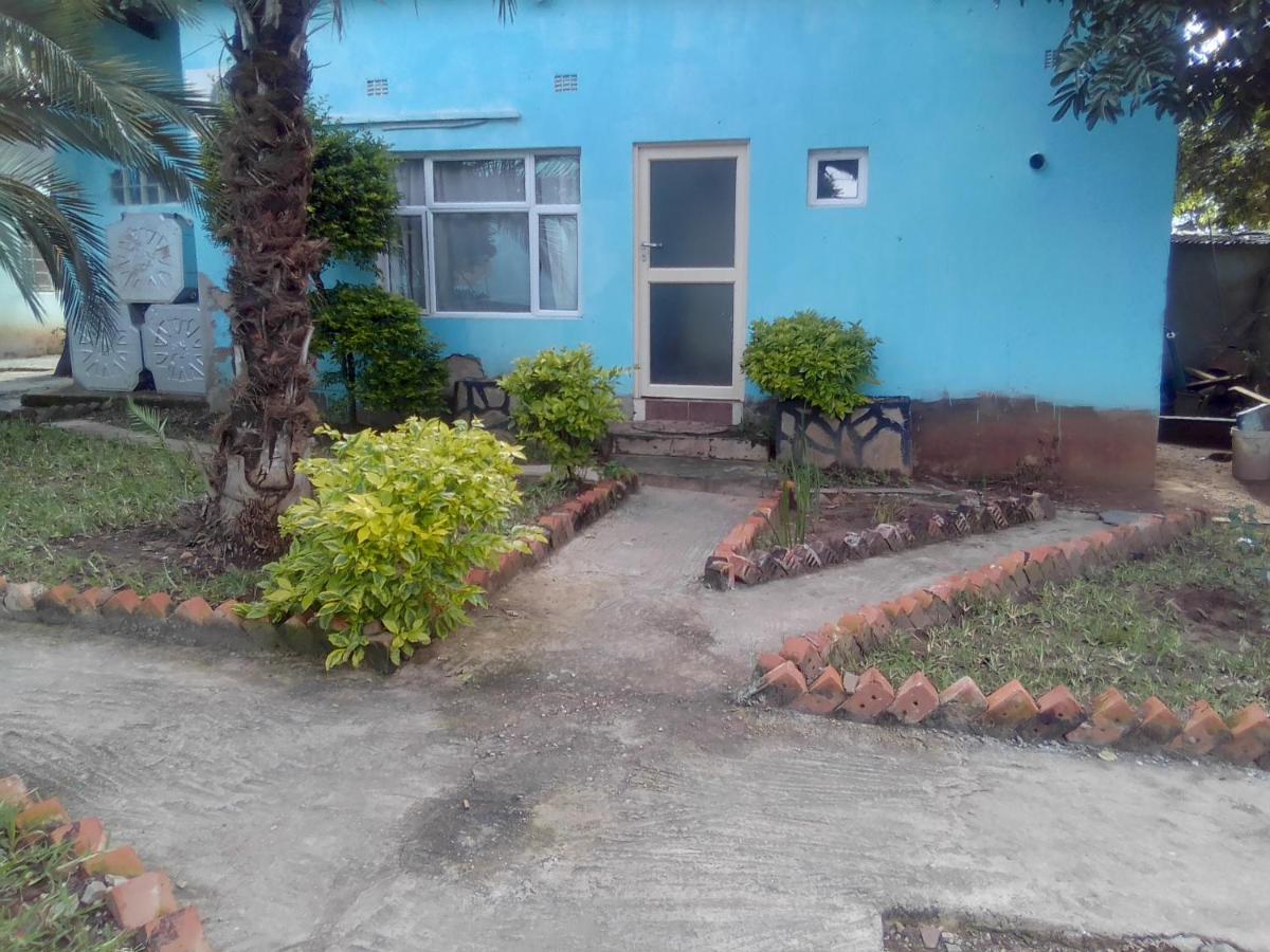 Fish Eagle Backpackers Hostel Lusaka Buitenkant foto