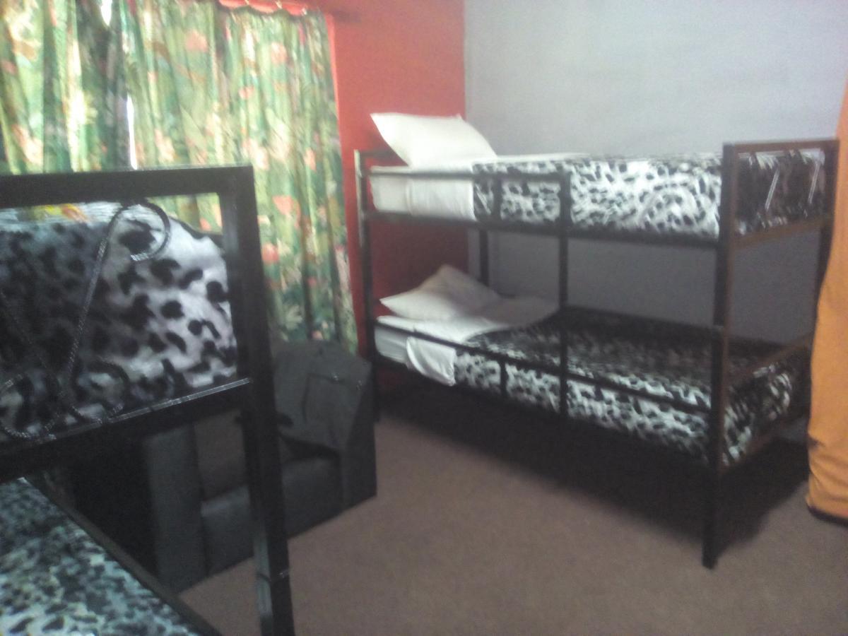 Fish Eagle Backpackers Hostel Lusaka Buitenkant foto